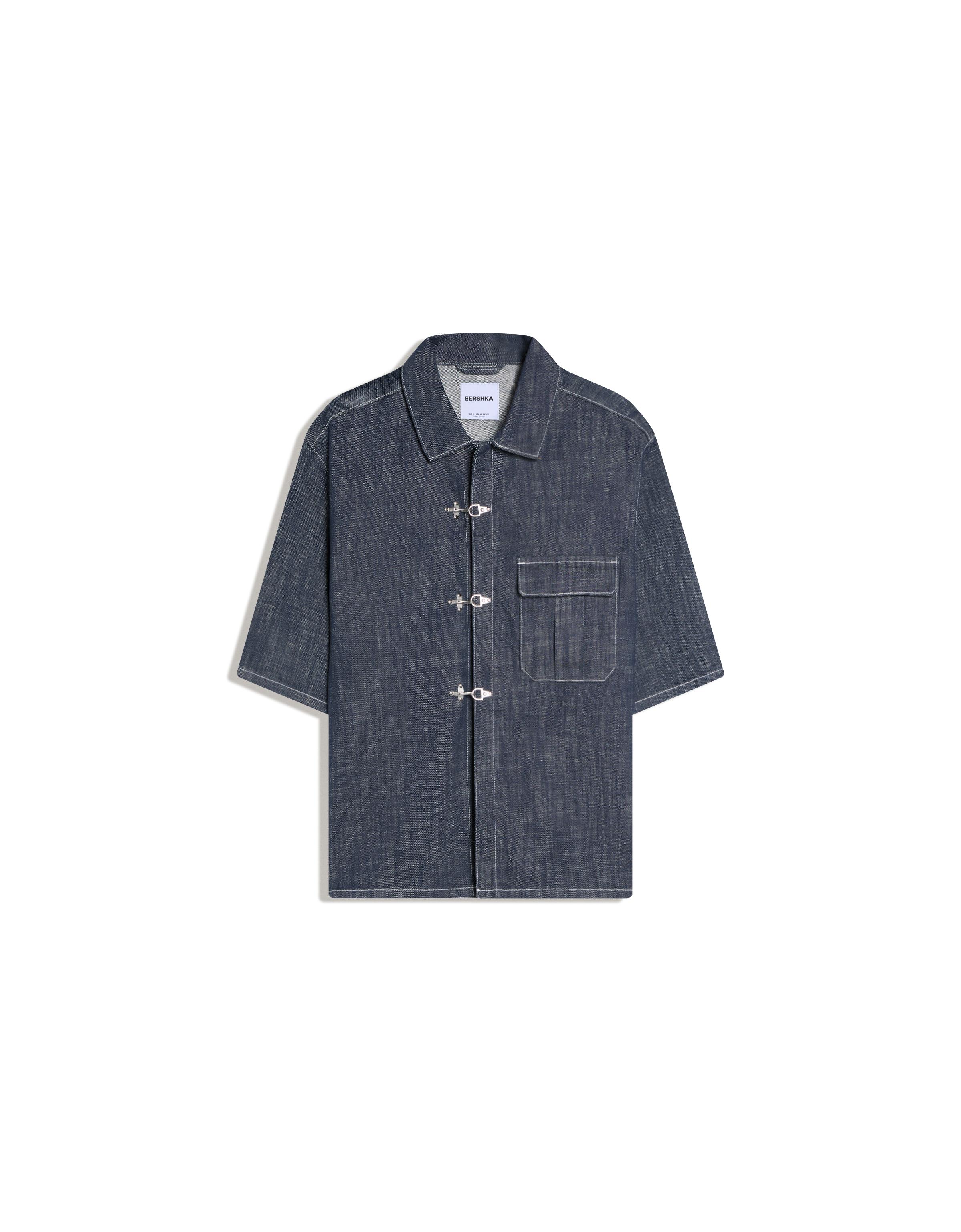 Kısa kollu süslü düğmeli denim gömlek - Görsel 7