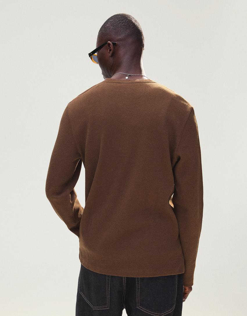 Langärmeliges Henley-Shirt Slim-Fit-Braun