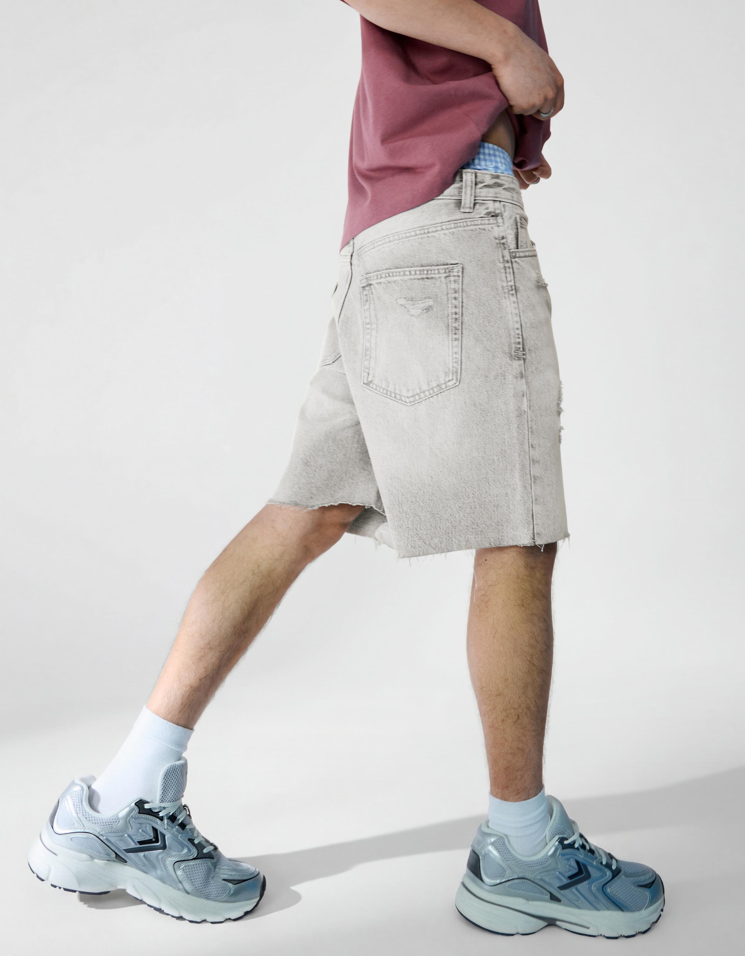 Ripped denim Bermuda shorts — Grey
