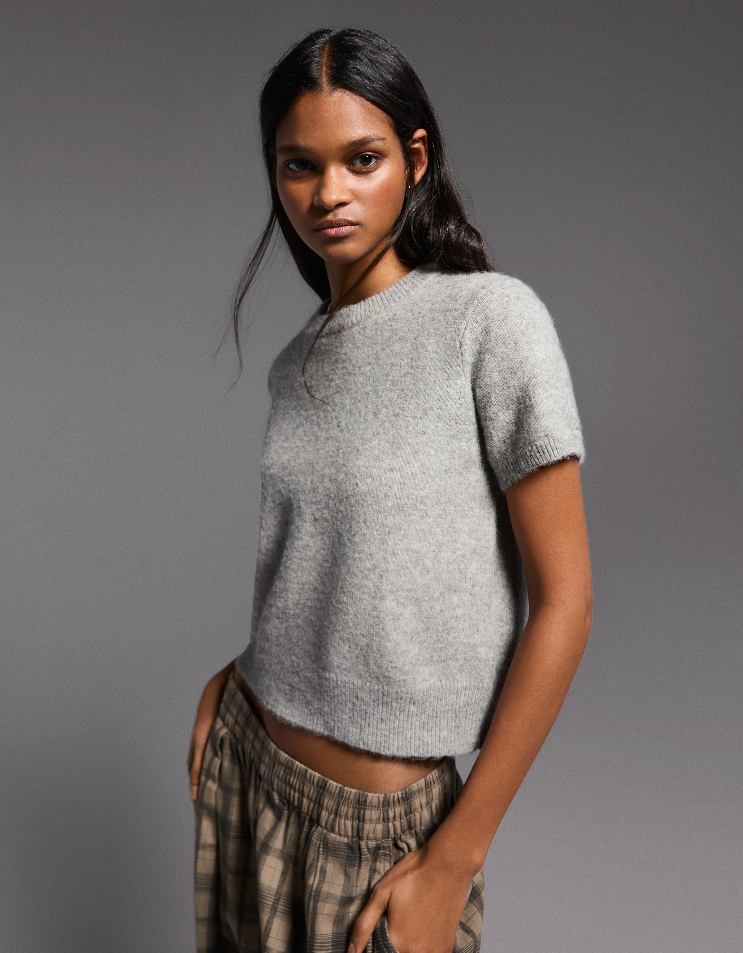 Bershka Pullover Mit Kurzen Ärmeln Und Rundausschnitt Damen Xs Grau