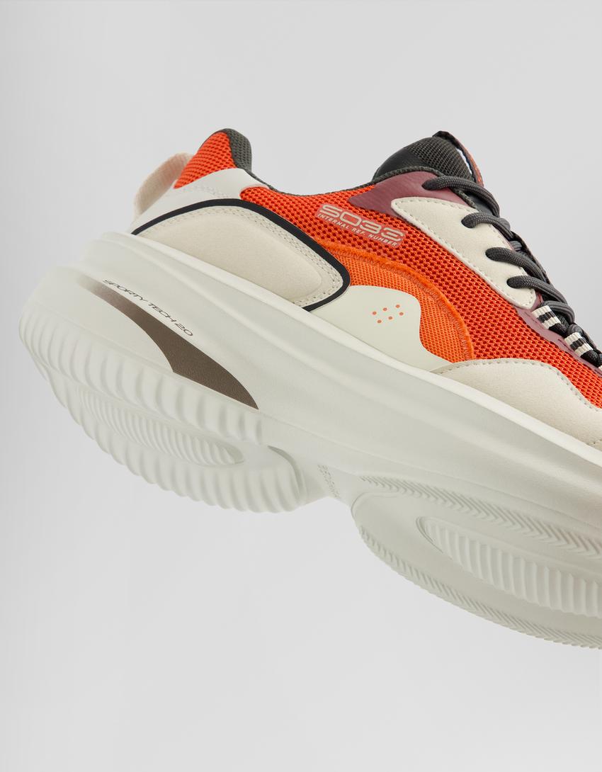 حذاء رياضي بتفصيل قطع تقنية-متعدد الألوان