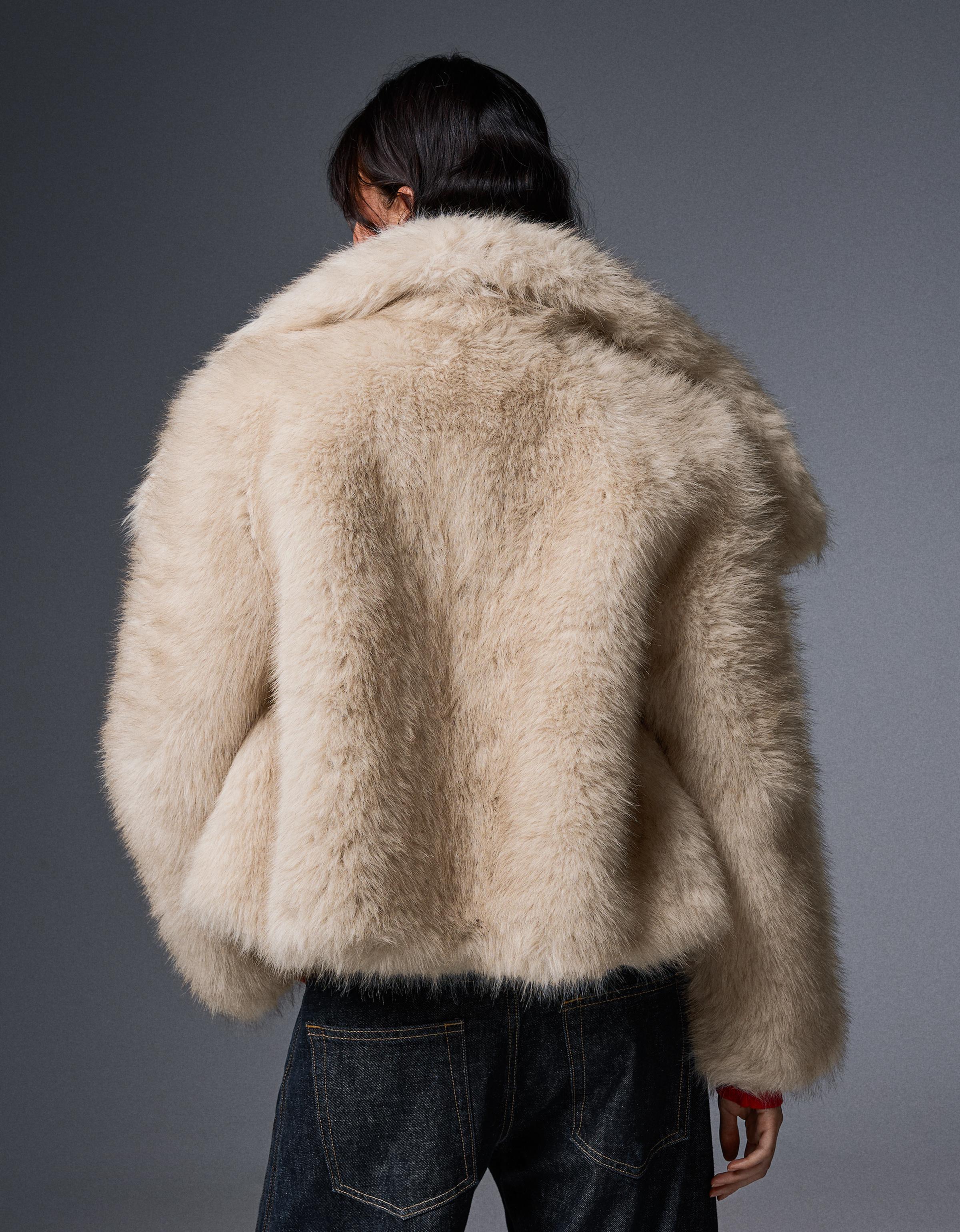 Furry jacket with lapel — Cream