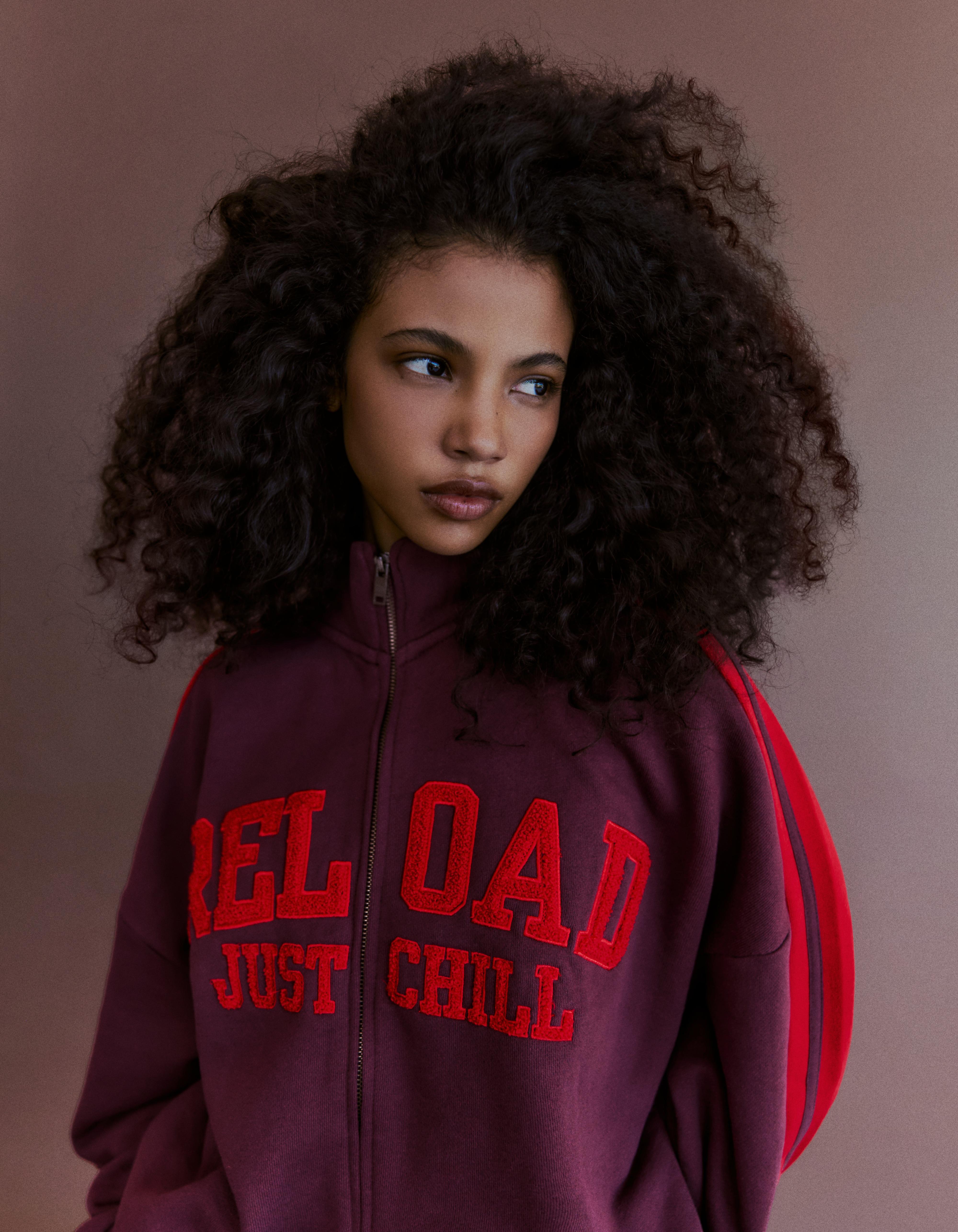 Plush zip-up sweatshirt with patch — Burgundy