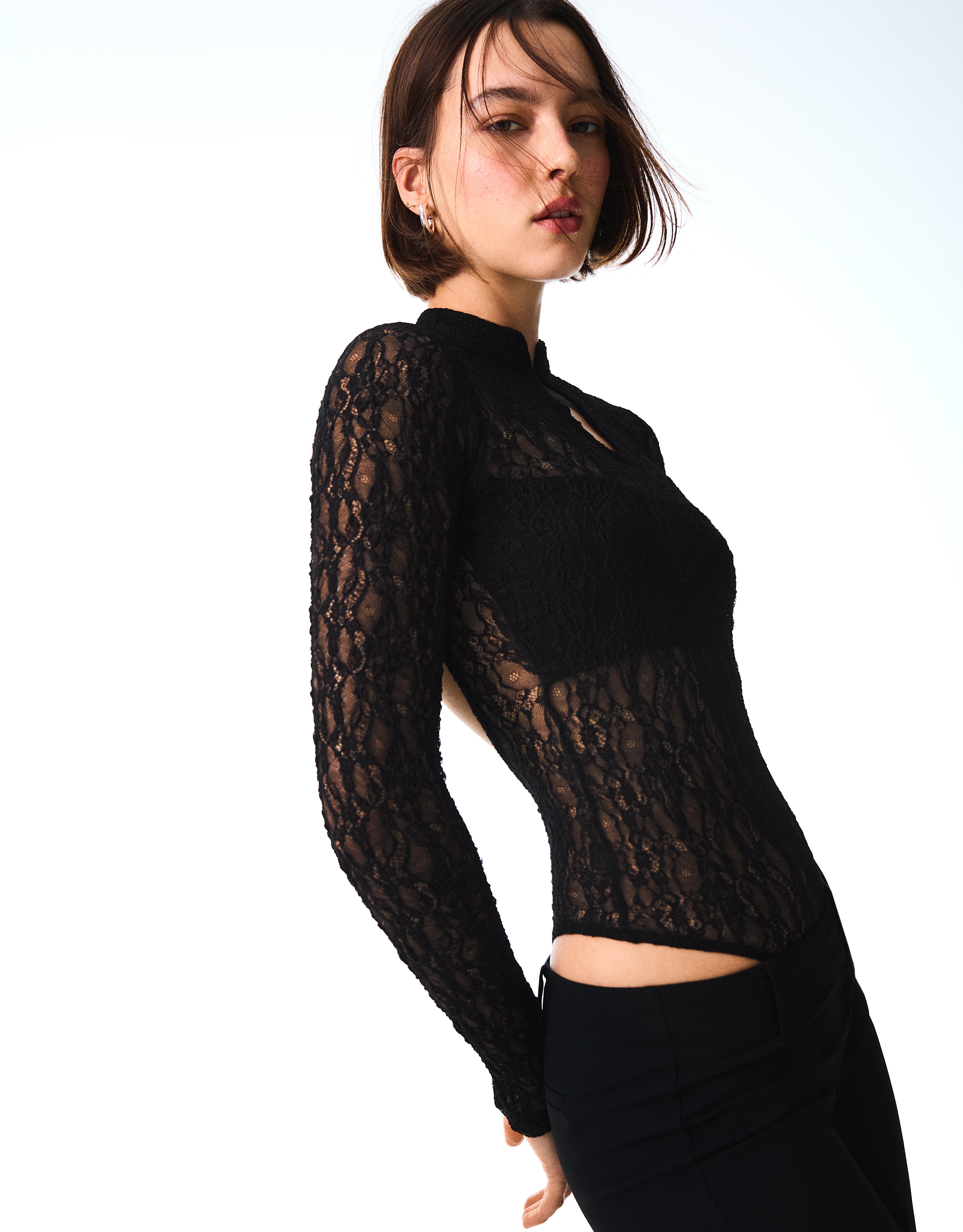Long sleeve lace bodysuit with split neckline — Black