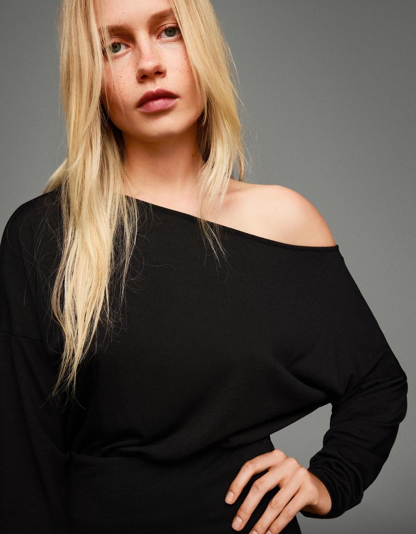 Gestreept T-shirt met lange mouw en heupband-Zwart
