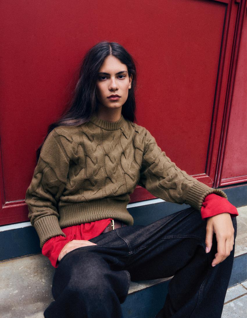 Cable-knit crew neck sweater-Khaki