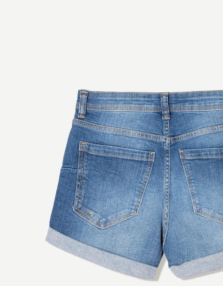 Denimshorts med ombuk-Lyseblå