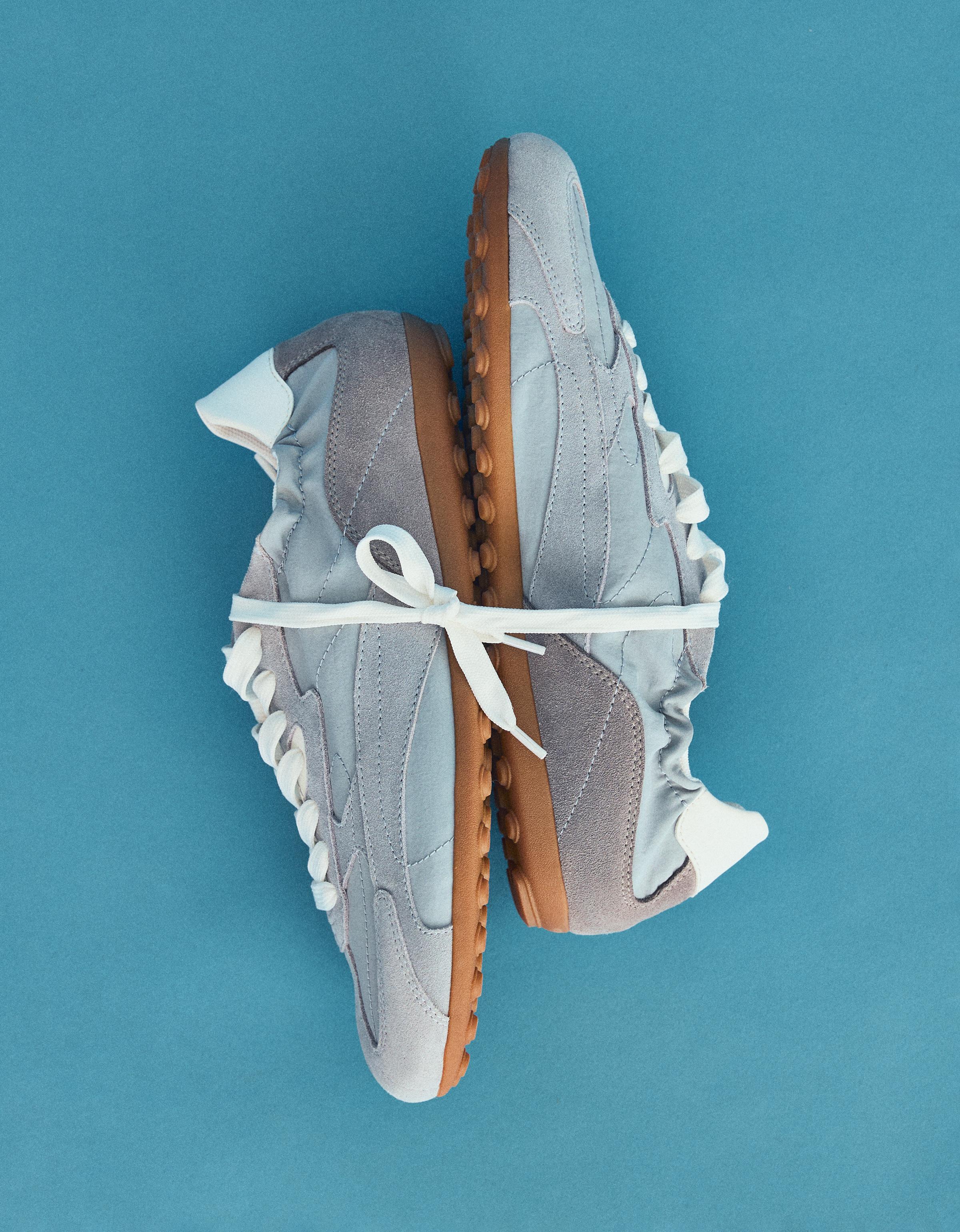SLIM RETRO STYLE TRAINERS — BLUE