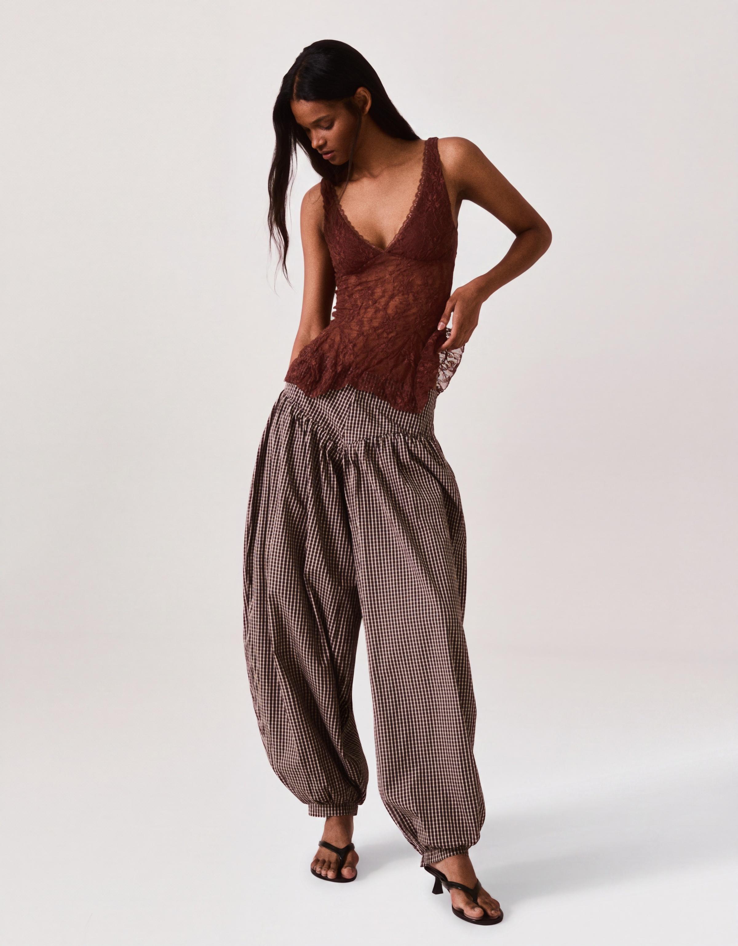 Lace camisole — Brown