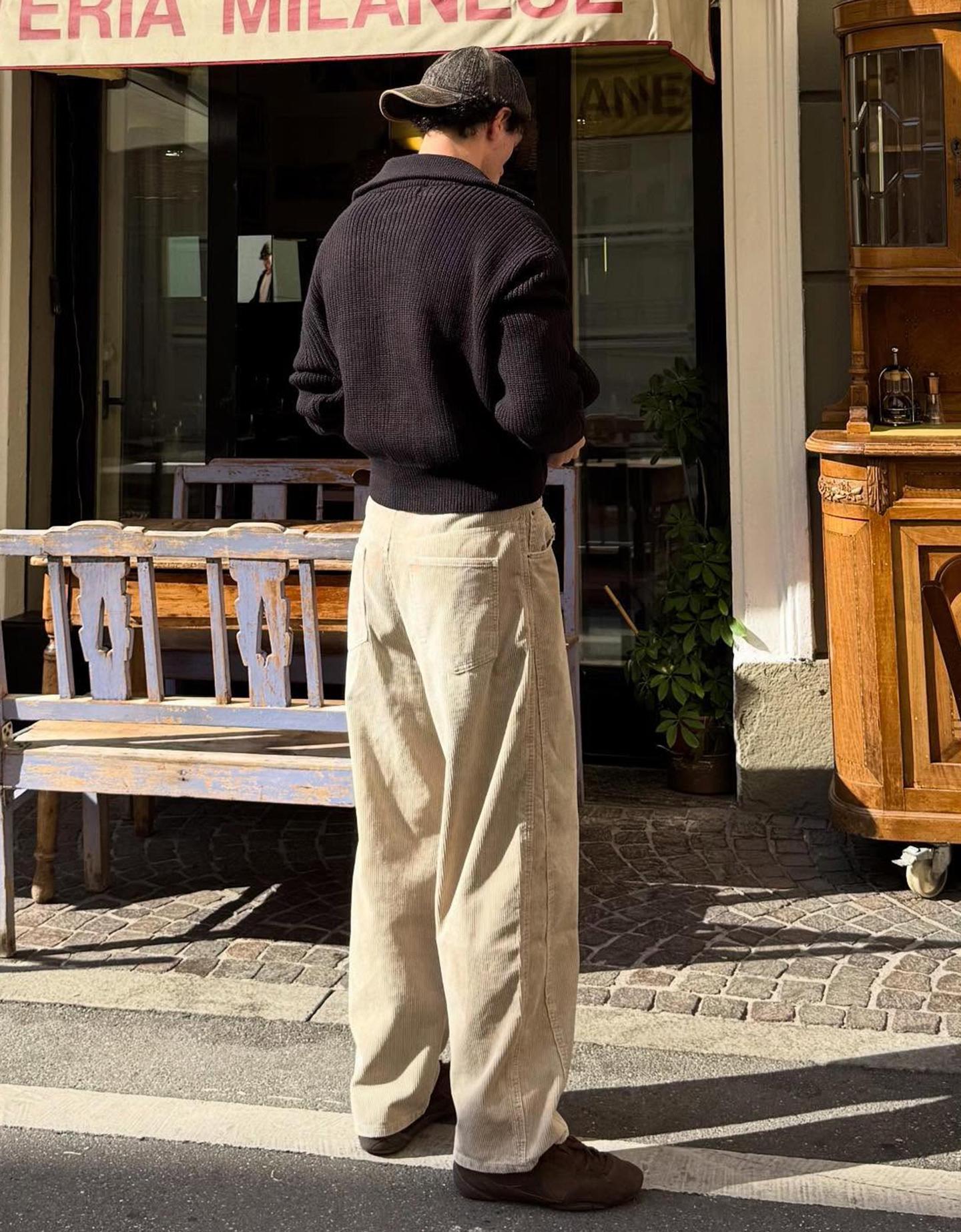 Bershka spodnie o kroju super baggy z sztruksu piaskowy