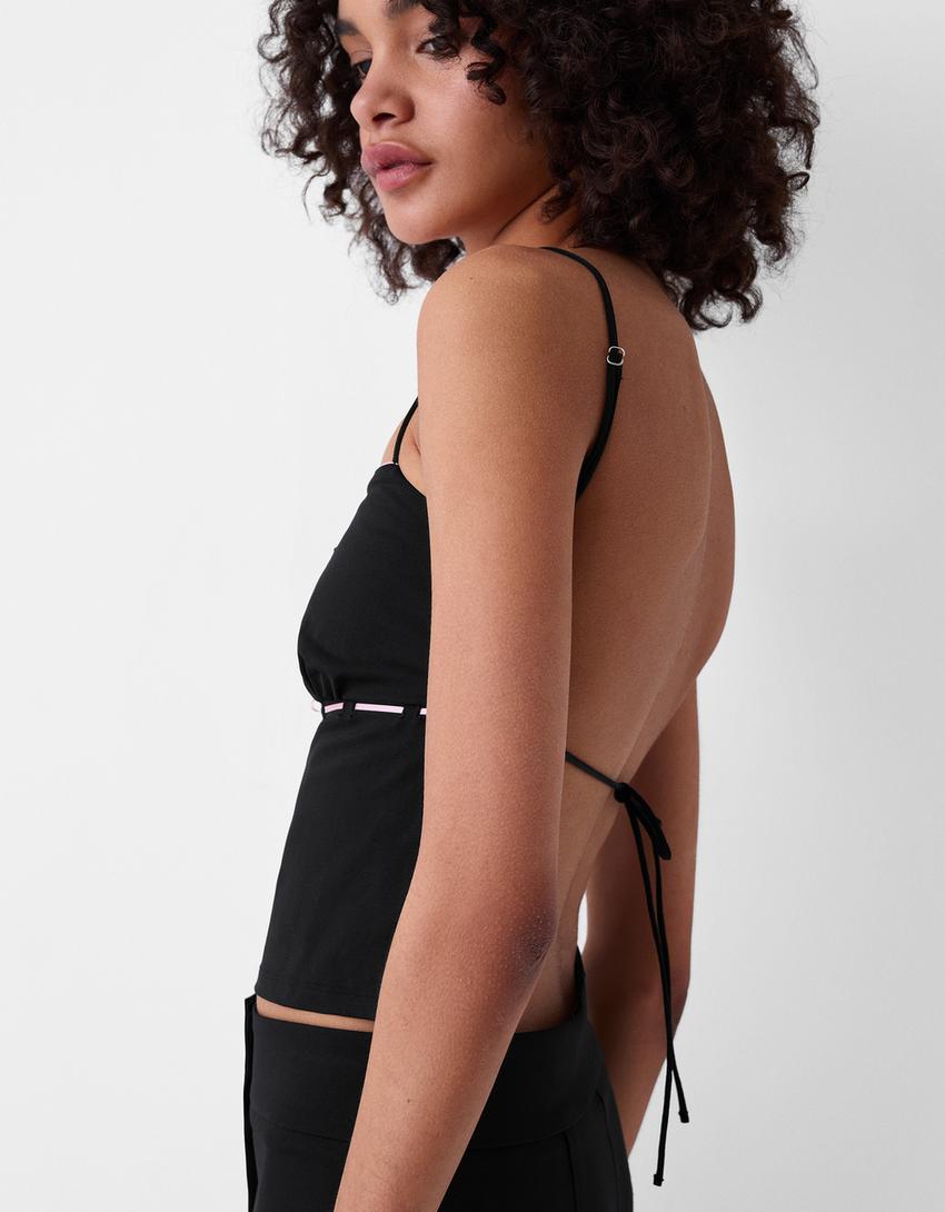 توب Hello Kitty Mania مطرز-أسود-2