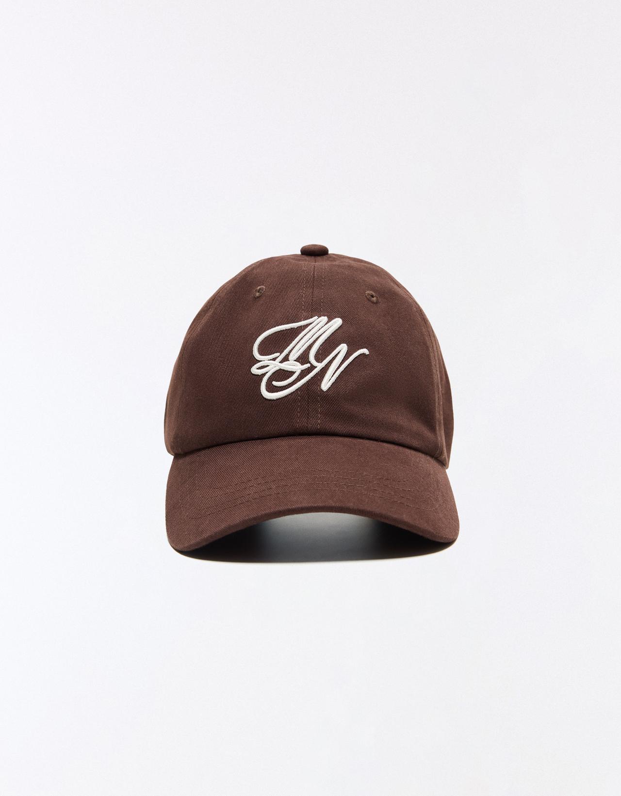 Embroidered cap — Brown