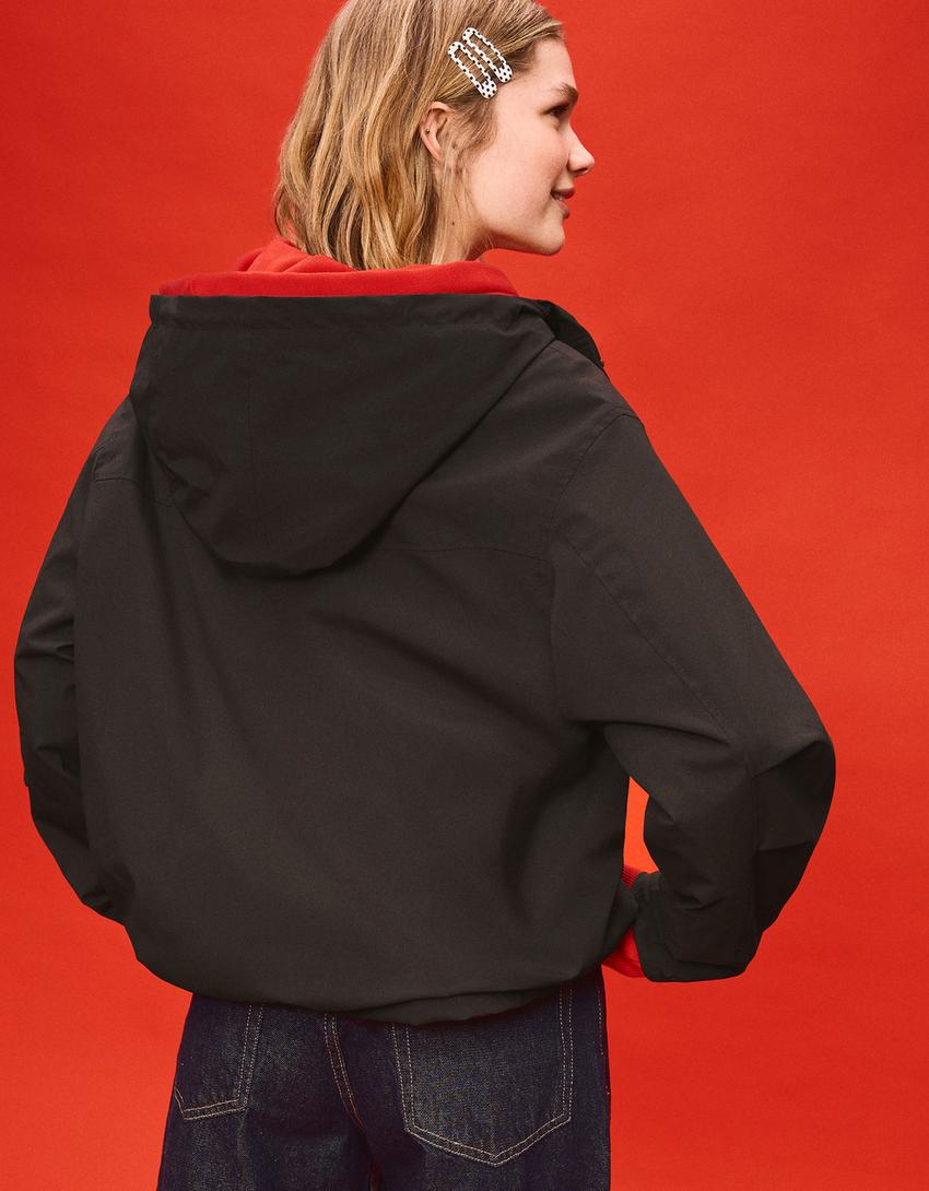 Su geçirmez teknik ceket-Siyah