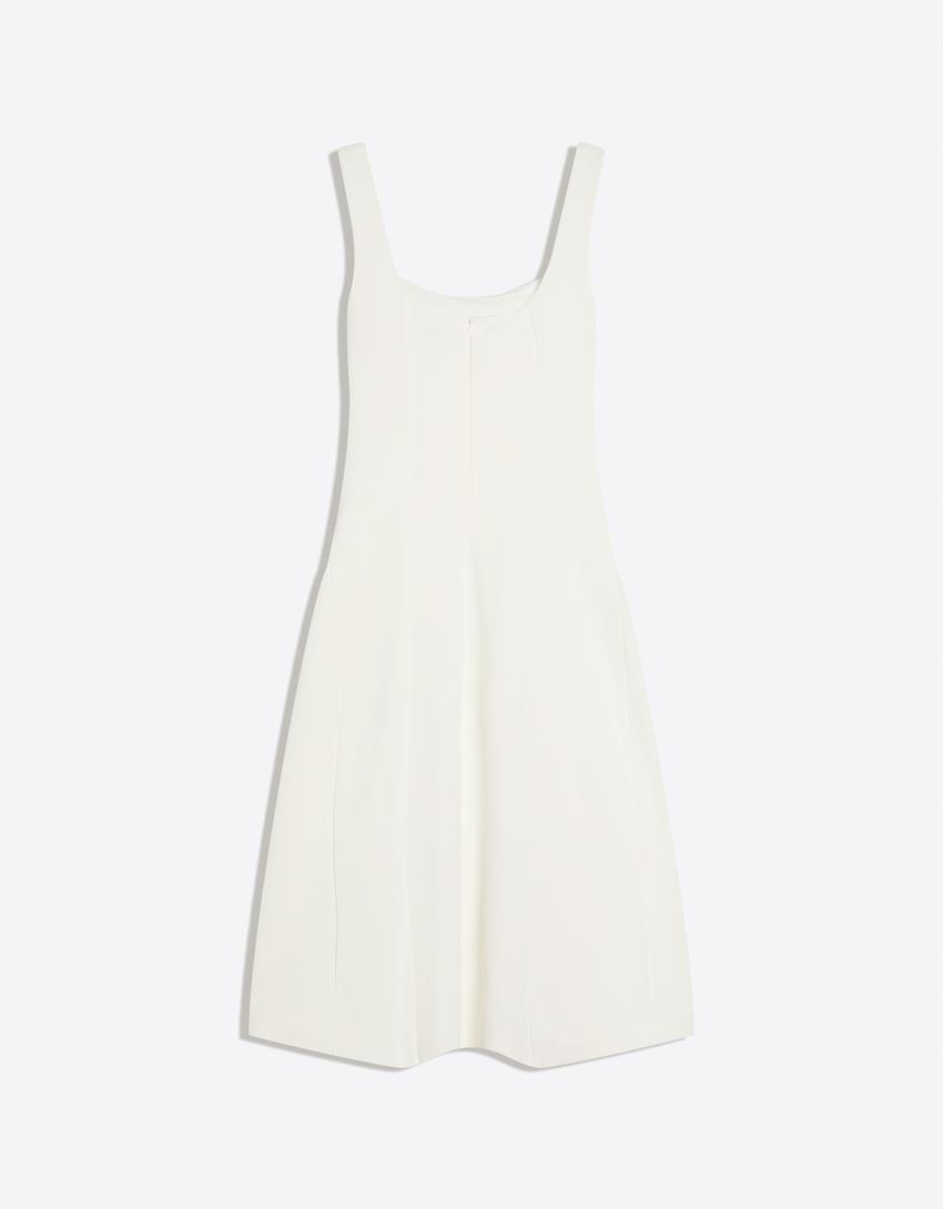 فستان قصير بتنورة كلوش-أبيض