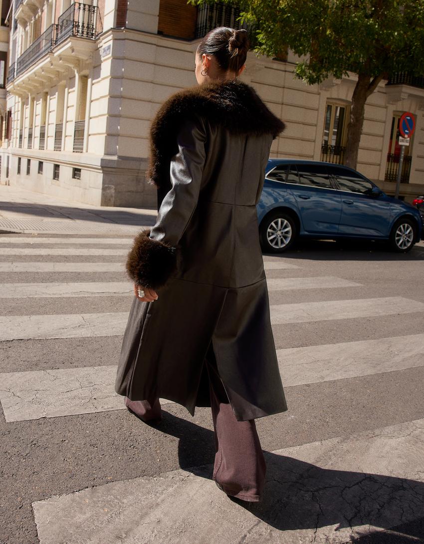 Manteau en similicuir et fausse fourrure-Marron