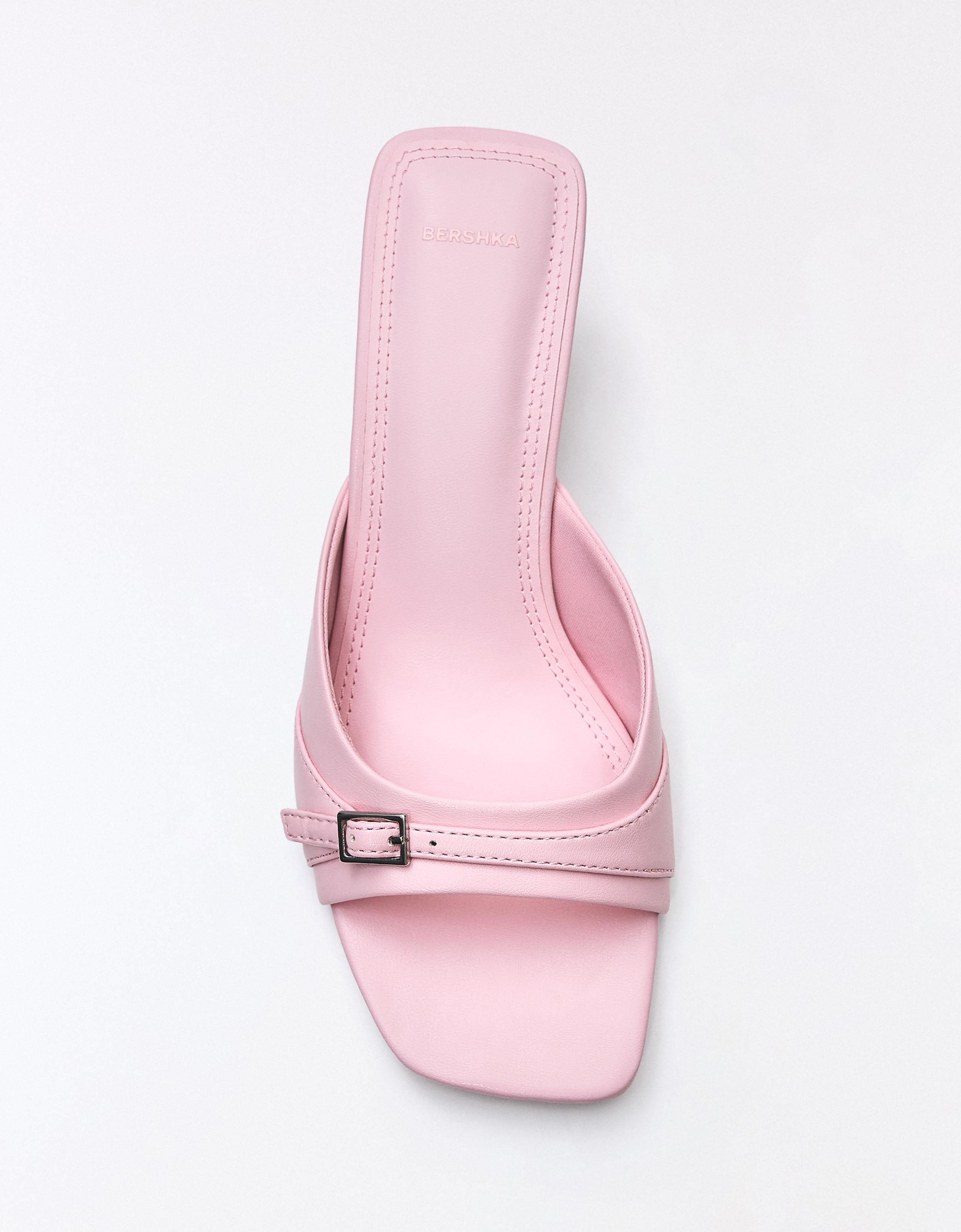 Heeled mules with buckle — PINK
