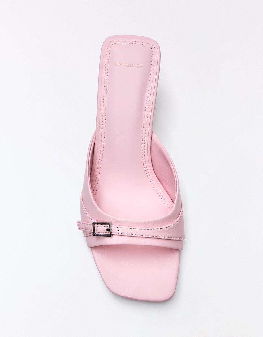 Heeled mules with buckle-PINK