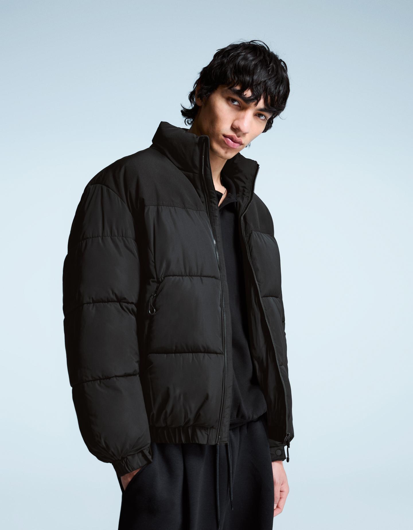 Bershka techniczna kurtka typu puffy czarny