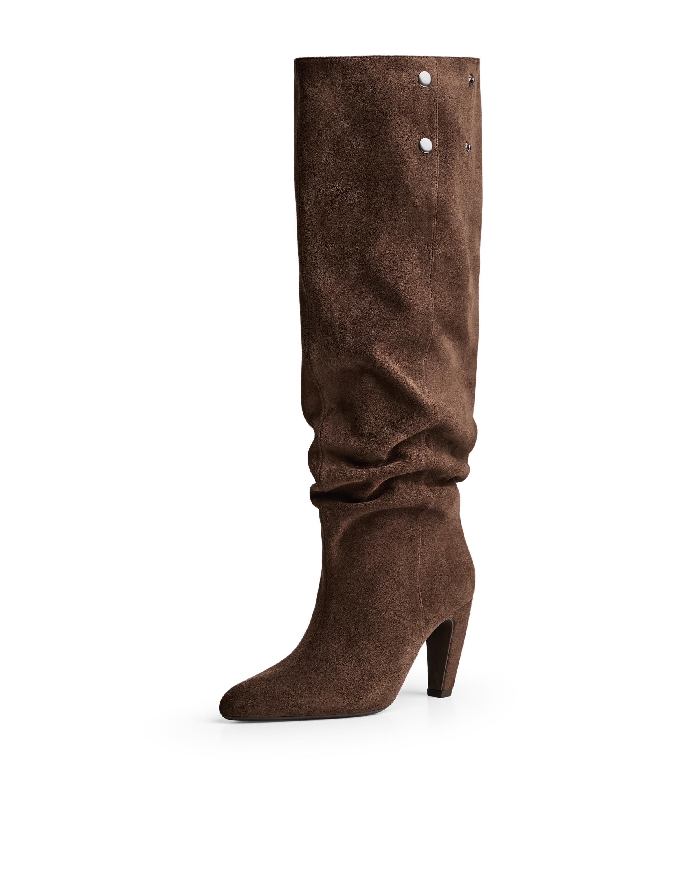 Block heel wide leg boots