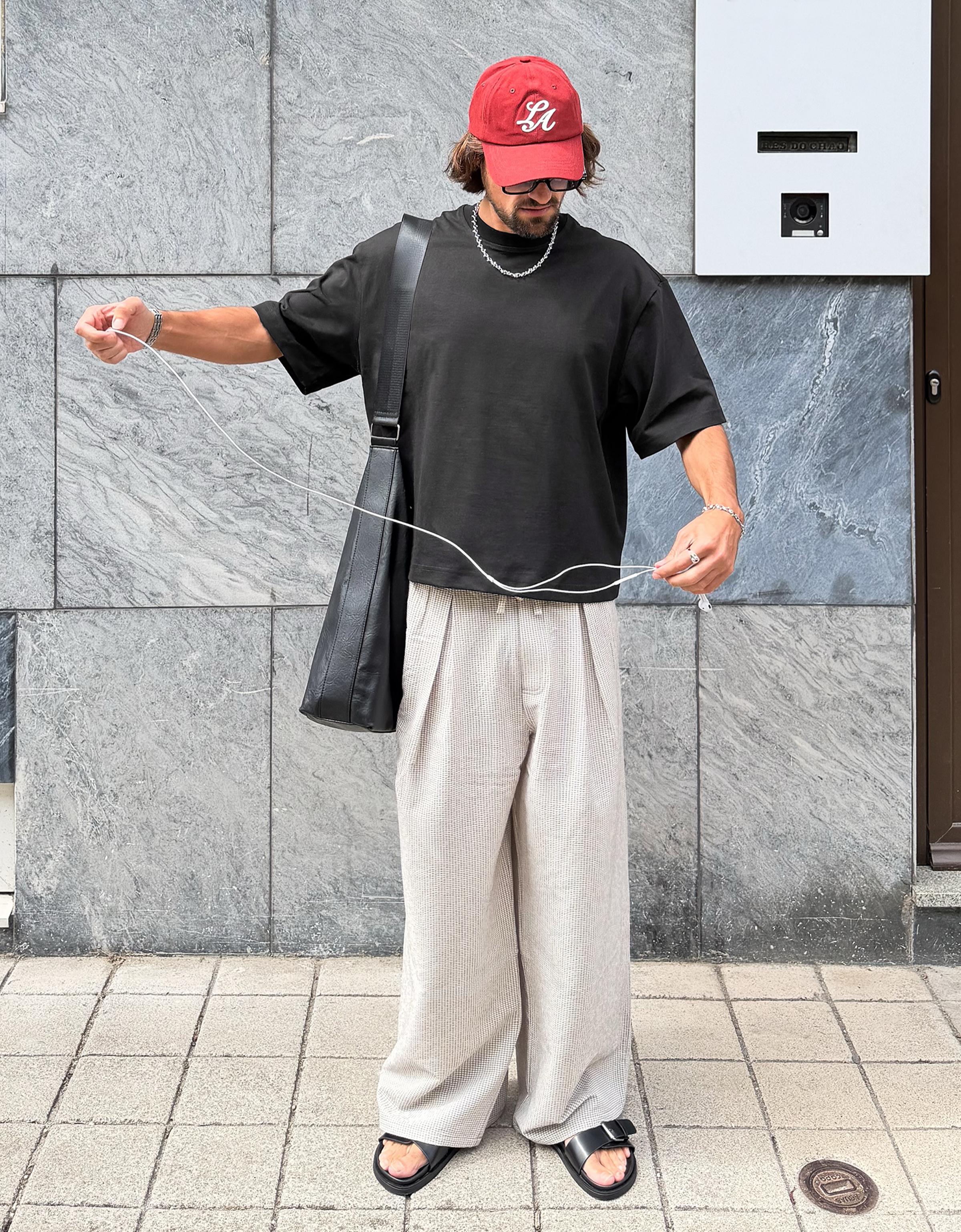 Heavy boxy T-shirt — Black