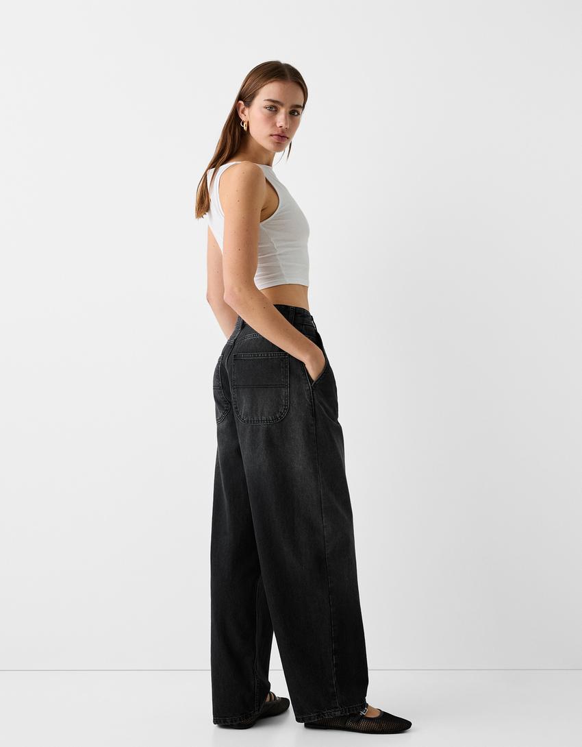 Faded-effect skater fit jeans-Black