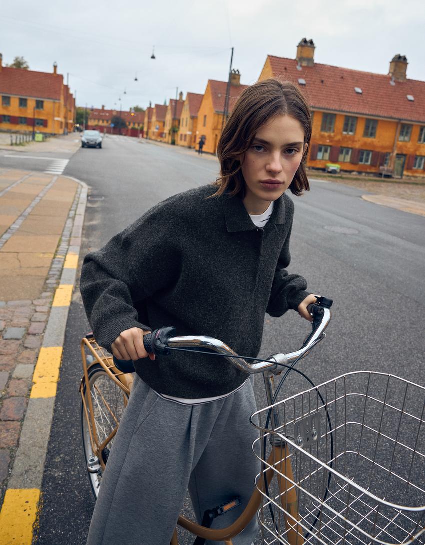 Boxy polo collar jumper-Grey