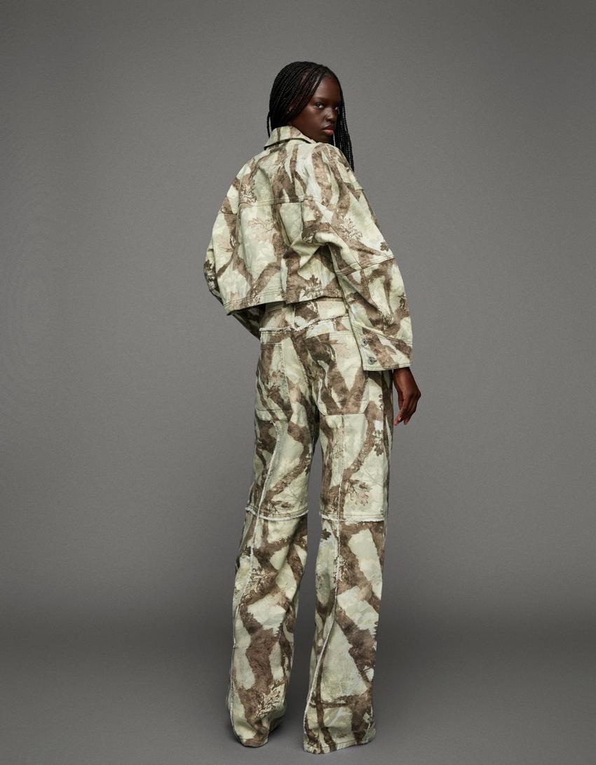 Printed cropped denim jacket Women Bershka