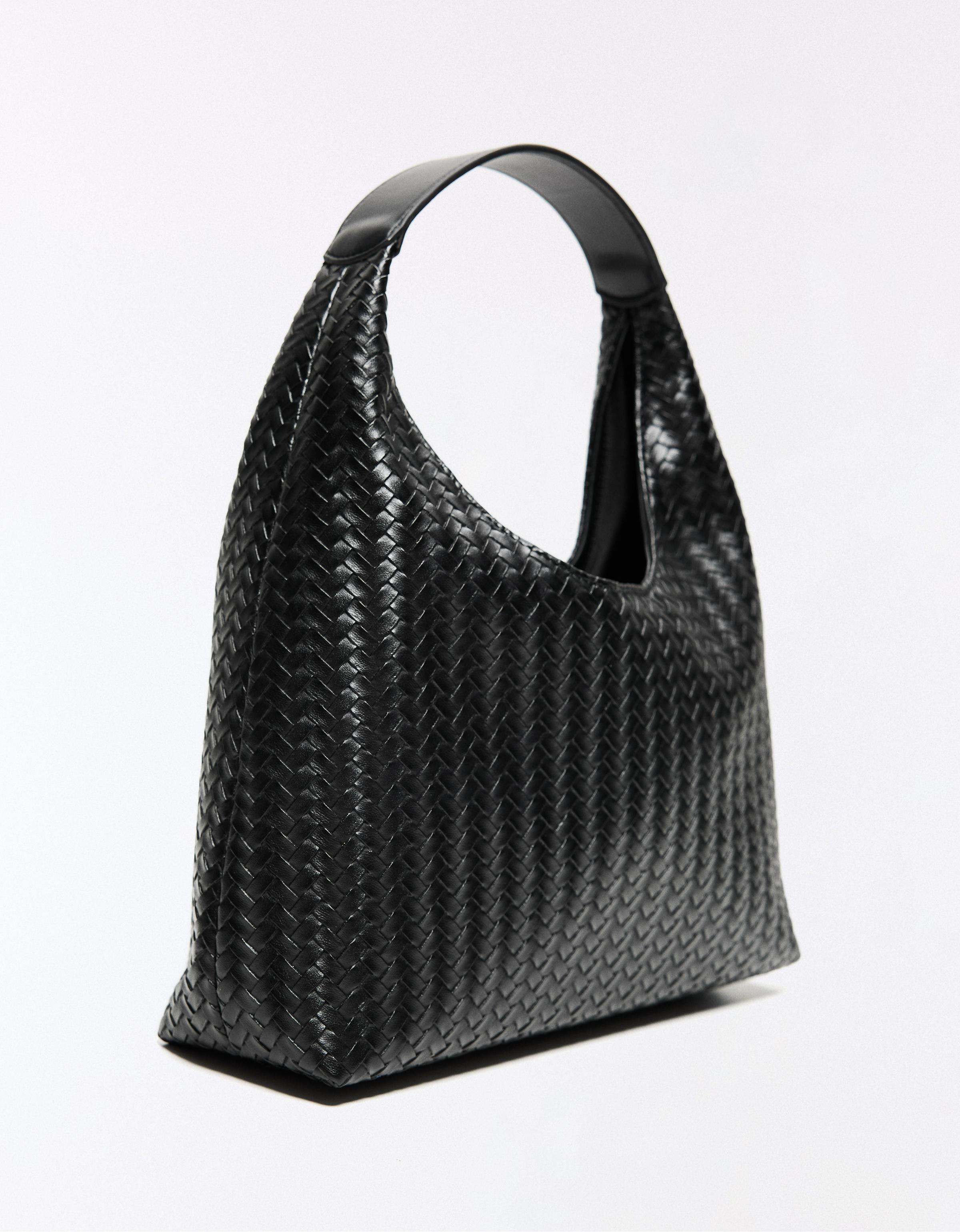 Woven bucket bag — Black