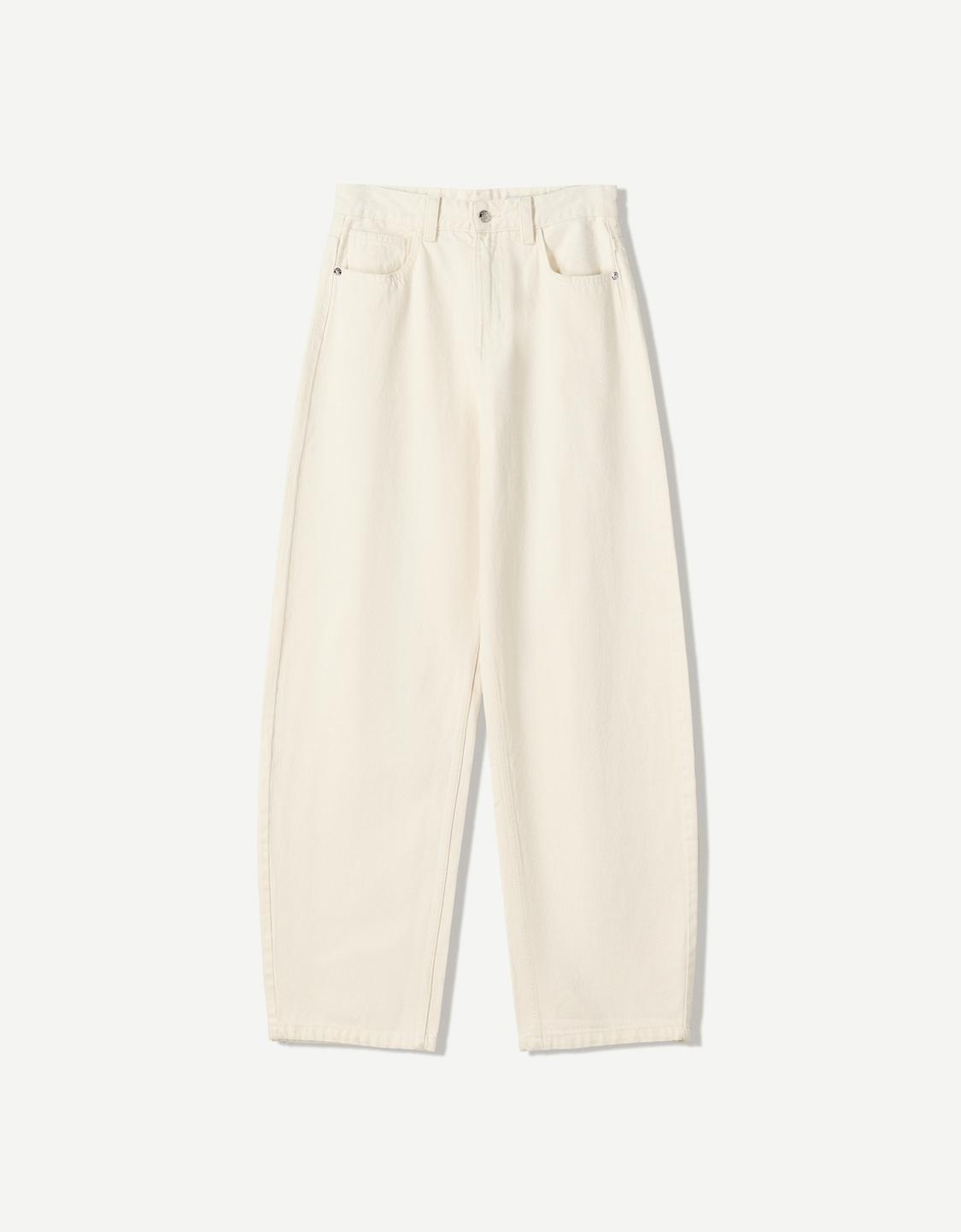 Wide-leg barrel jeans