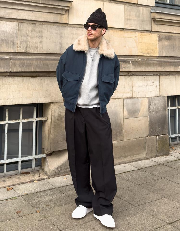 Jacket with faux fur collar