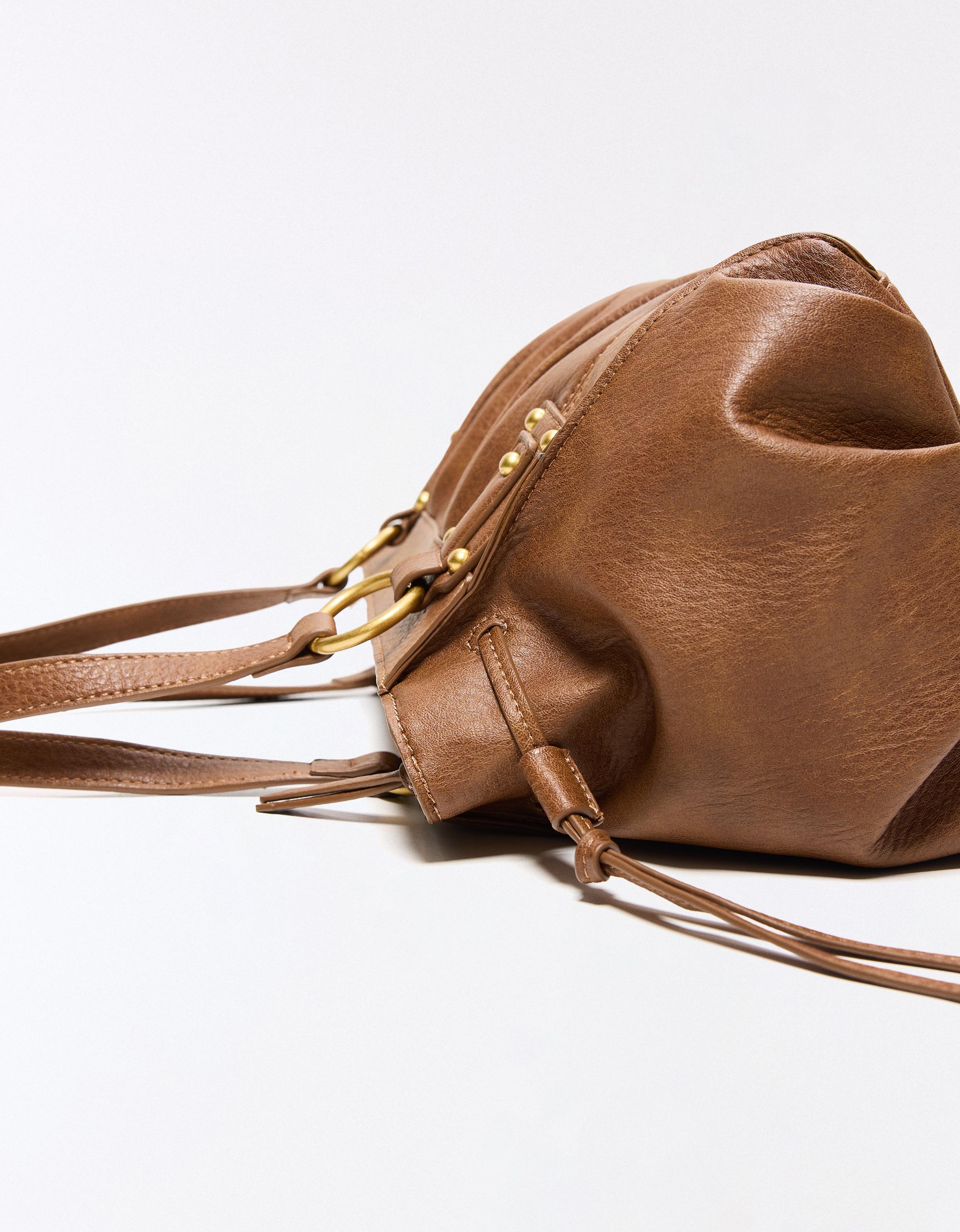 Studded bag — Brown