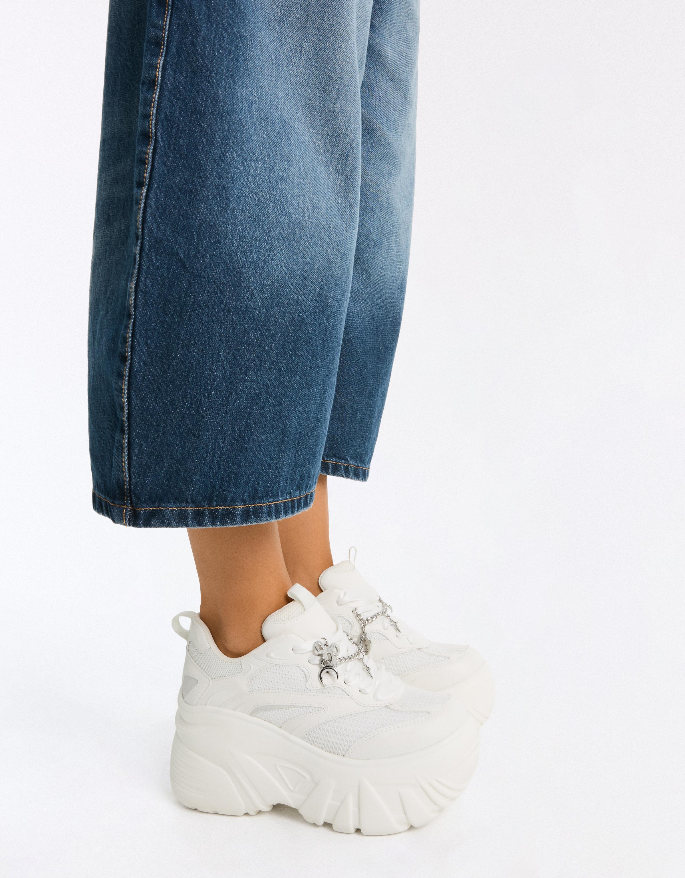 XL platform trainers with charms — WHITE