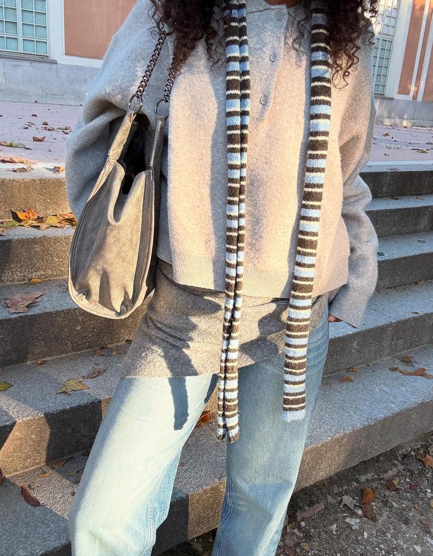 Suéter boxy fit gola polo-Caramelo