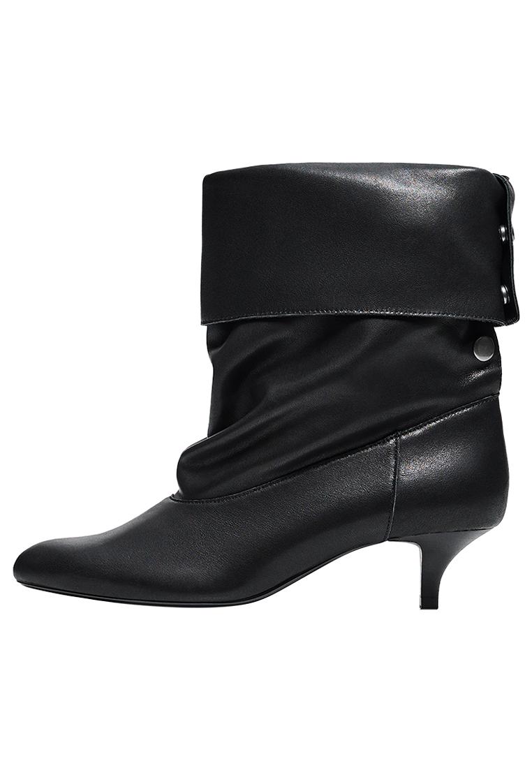 LEATHER HEEL ANKLE BOOTS — BLACK