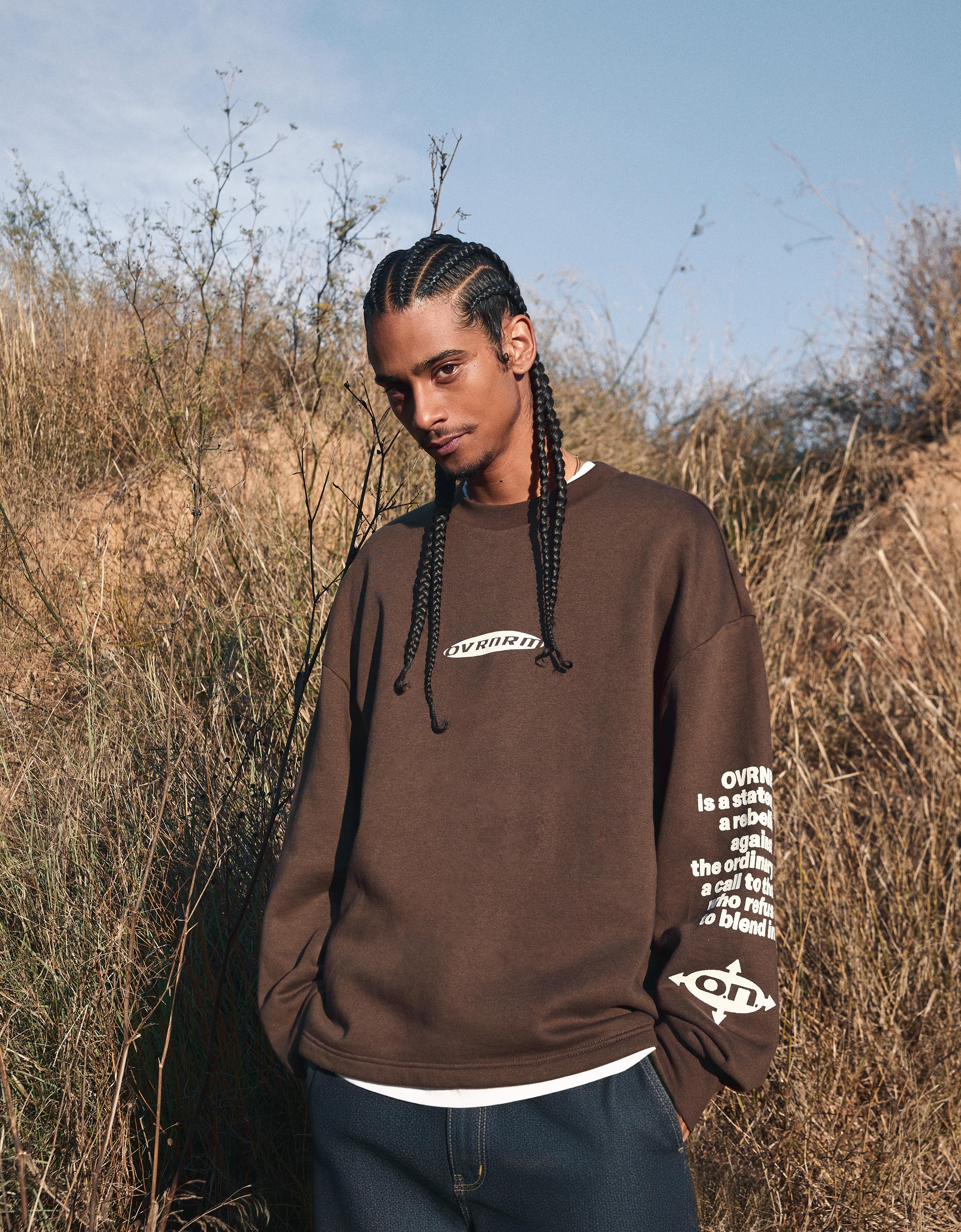 Bershka Oversize-Sweatshirt Mit Print Herren S Braun