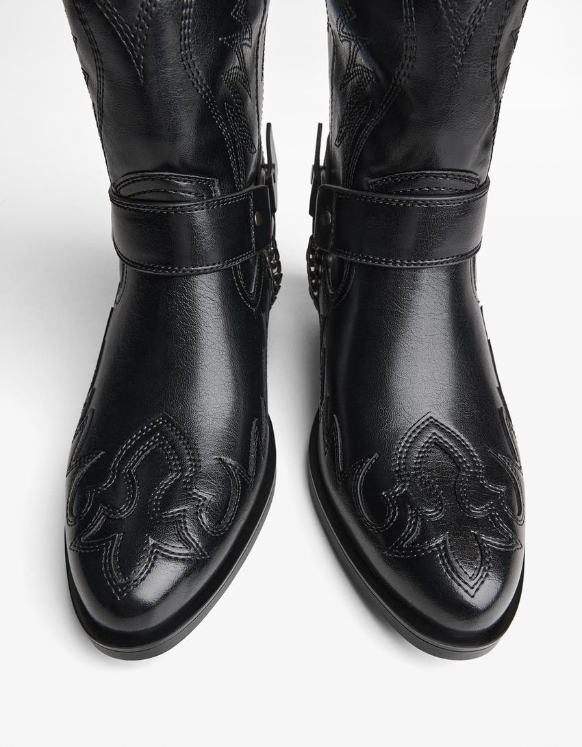 Cowboystiefel mit Kettendetail-Schwarz