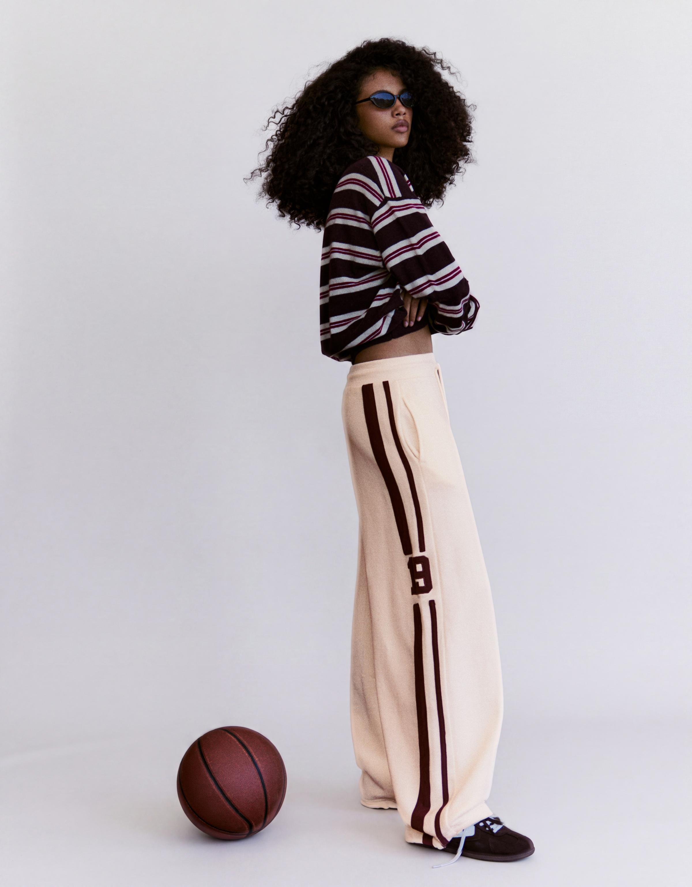 Embroidered wide-leg plush trousers — Cream