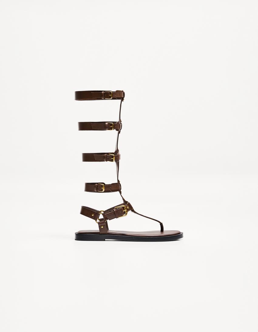 Flache Sandalen mit hohem Schaft-Braun-4