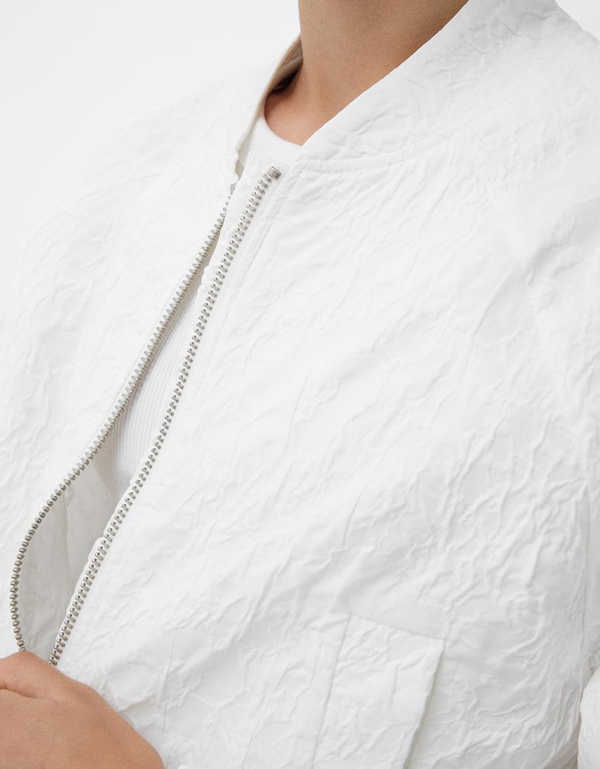 Textured lightweight jacket - Women | Bershka