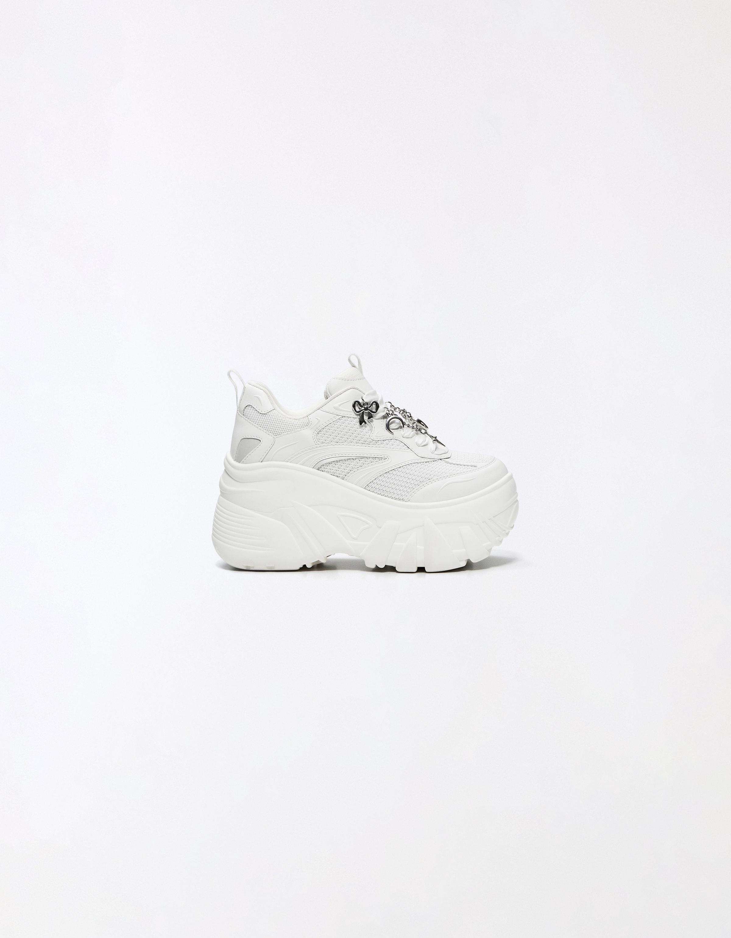XL platform trainers with charms — WHITE