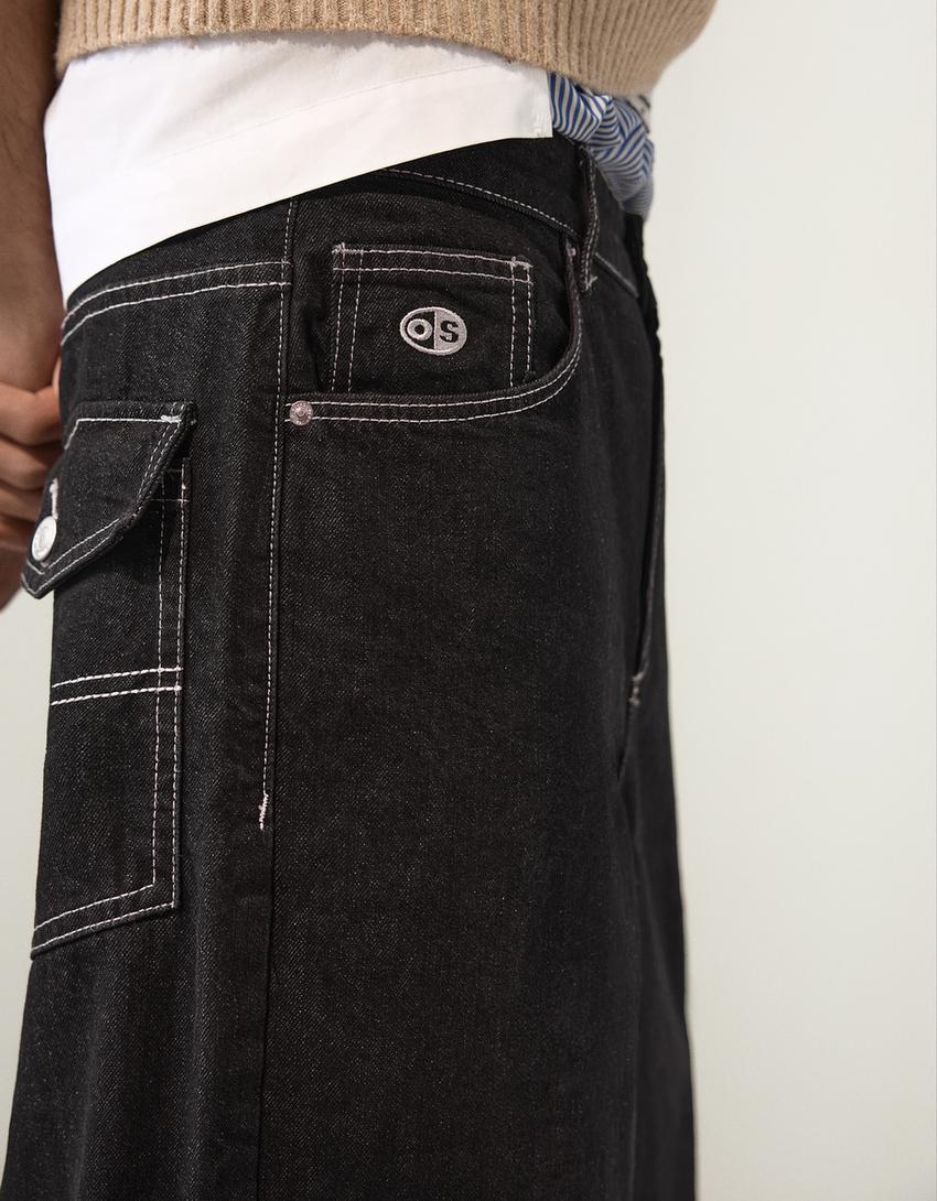 Jeans super baggy bordado-Negro