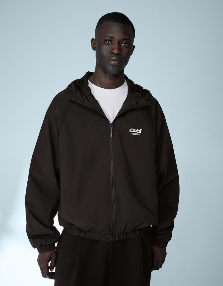 Kapüşonlu teknik ceket