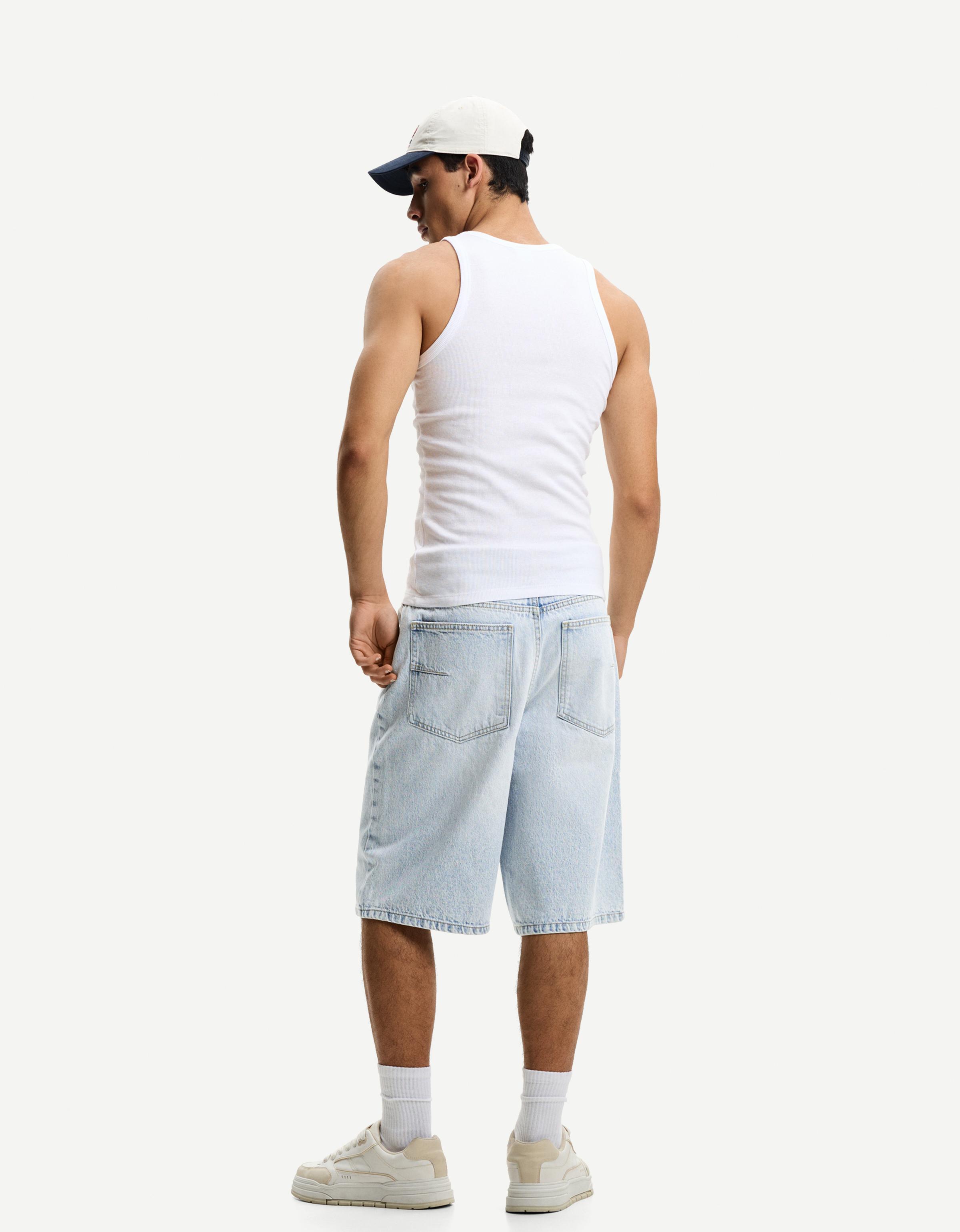 【DEARMINE】Blanc Two Tuck Bermuda Denim Baggy denim Bermuda shorts - Shorts and jorts - Men | Bershka