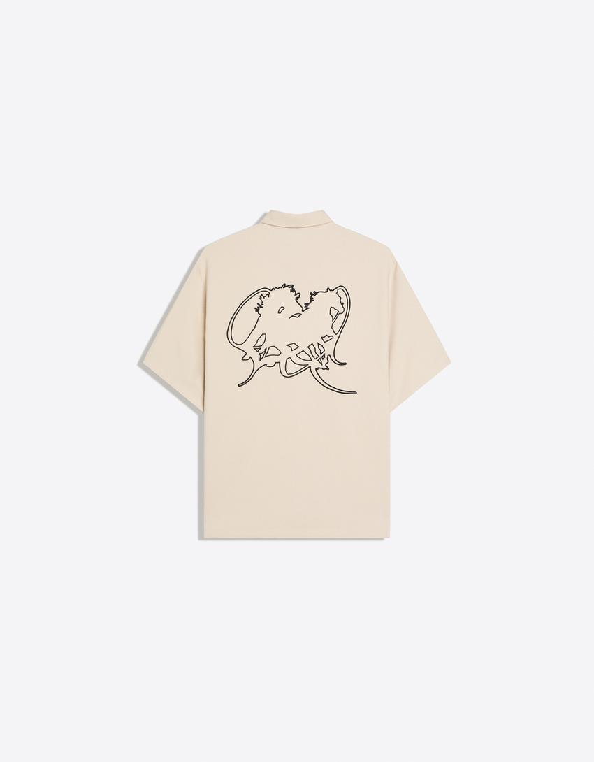 Camisa de manga curta com bordado-Cru