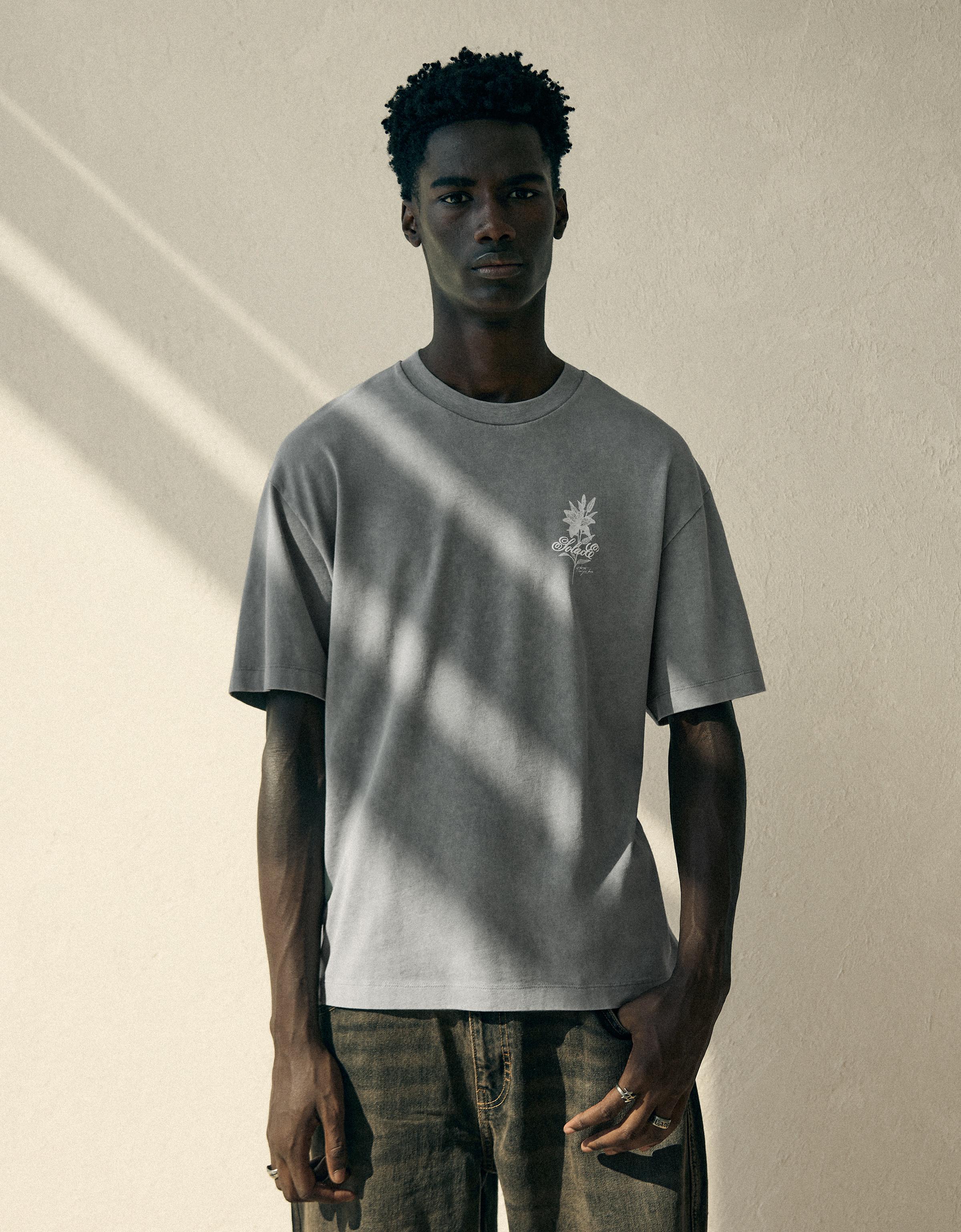 Short sleeve relaxed fit print T-shirt — Grey