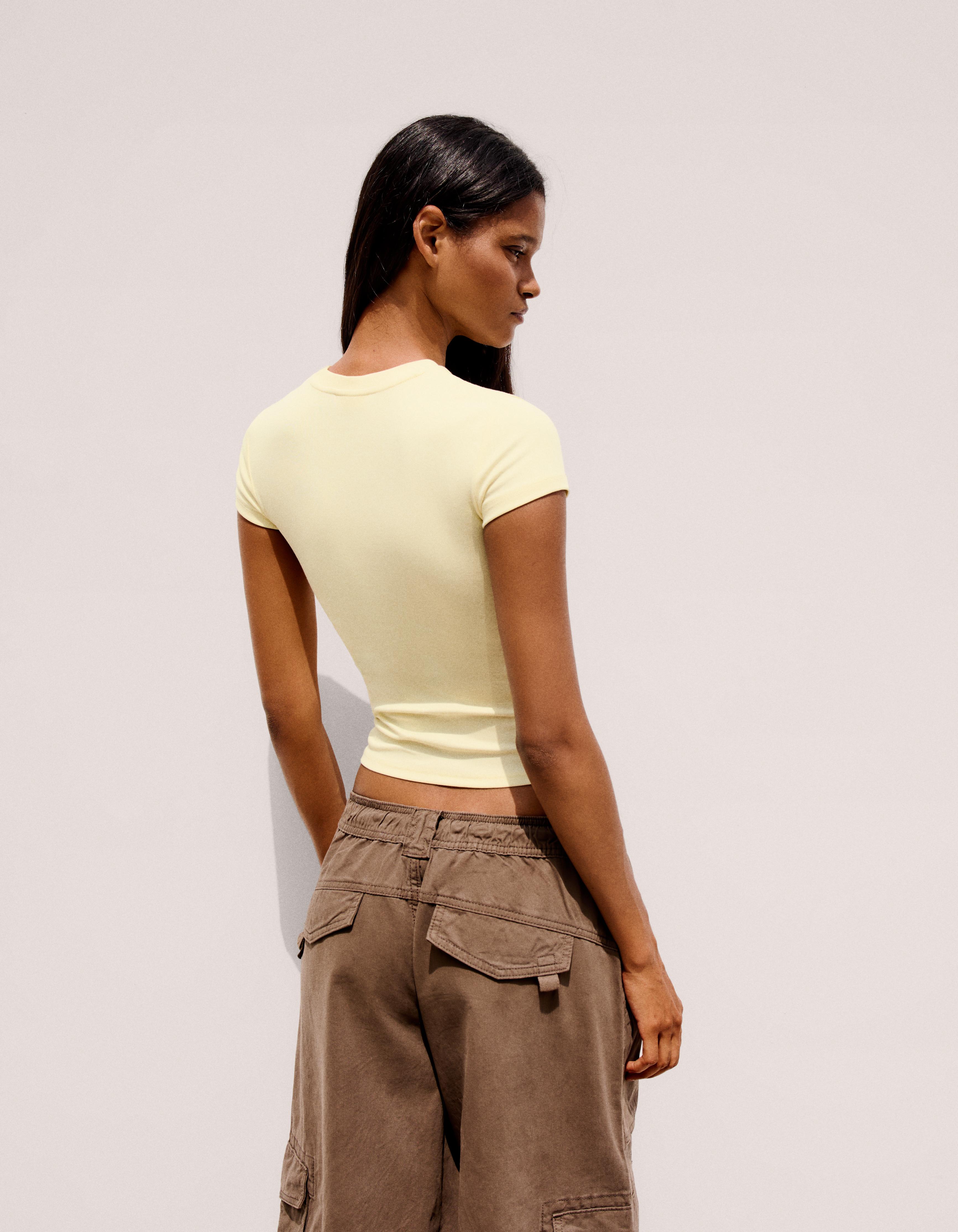 Short sleeve round neck T-shirt — Yellow