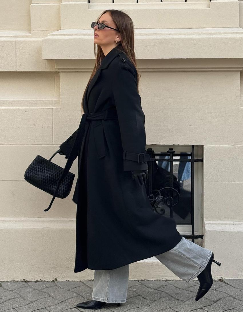 Yünlü oversize kemerli kaban-Siyah