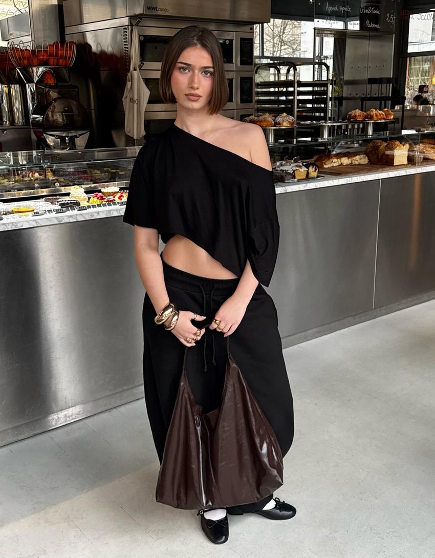 Short sleeve asymmetric T-shirt-Black