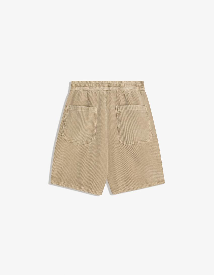Bermuda jogger fit in velluto a coste-Sabbia