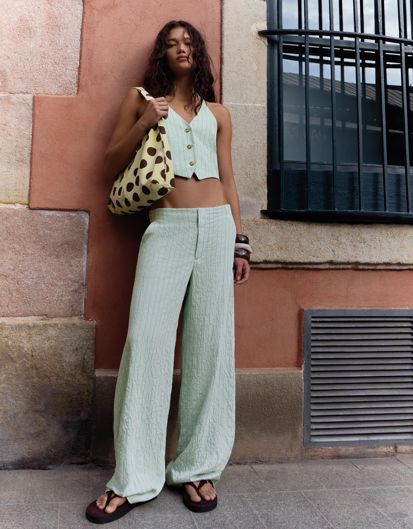 Bershka Pantaloni Morbidi A Righe Donna 38 (Eur 34) Azzurro Chiaro